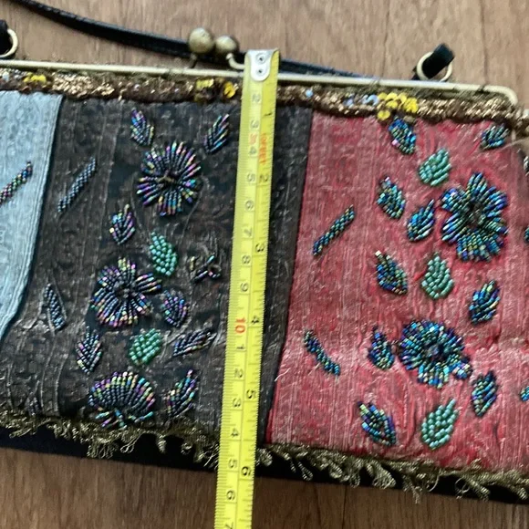 Mary Frances Vintage Purse - Picture 7 of 9